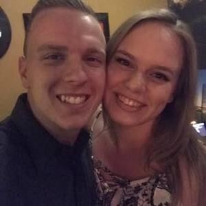 Meet your Posher, Alyson